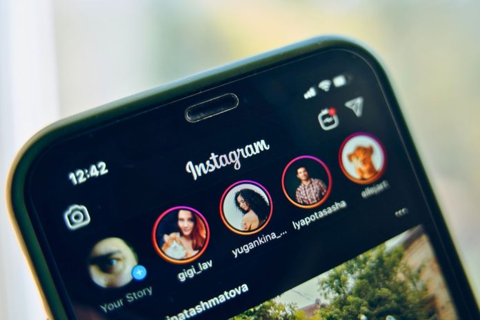 Dumpor - Inclusive Instagram Story Viewer